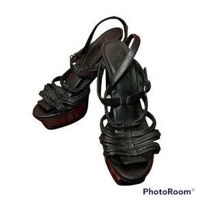Yves saint Laurent Tribute Hampton Platform heels